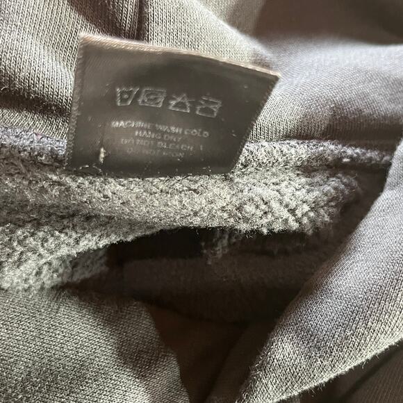 Weekends With Adelle Hoodie Sweatshirt Womens Size XL Black Caesars Palace Vegas - Picture 6 of 8